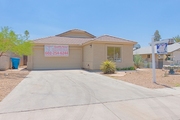 Spacious & unique 3 bed 2 bath house! Homes For Rent in Phoenix.